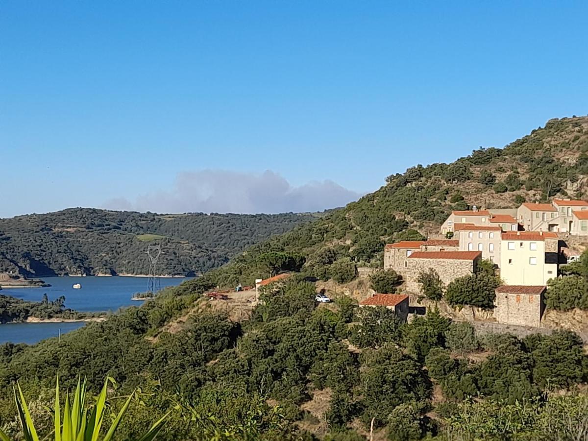 Chambres d hôtes familiales Chez Mémé Germaine Caramany Esterno foto