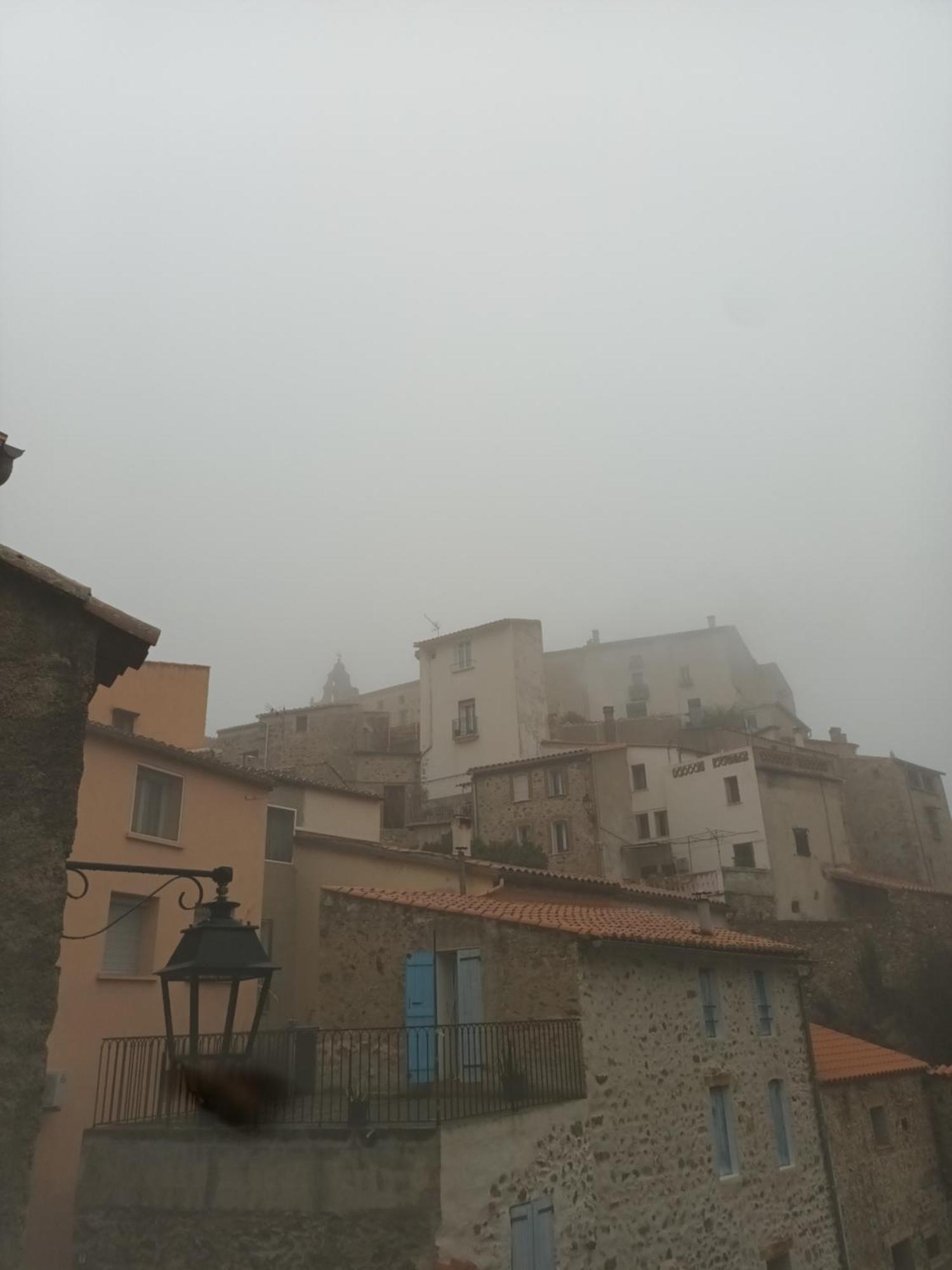 Chambres d hôtes familiales Chez Mémé Germaine Caramany Esterno foto